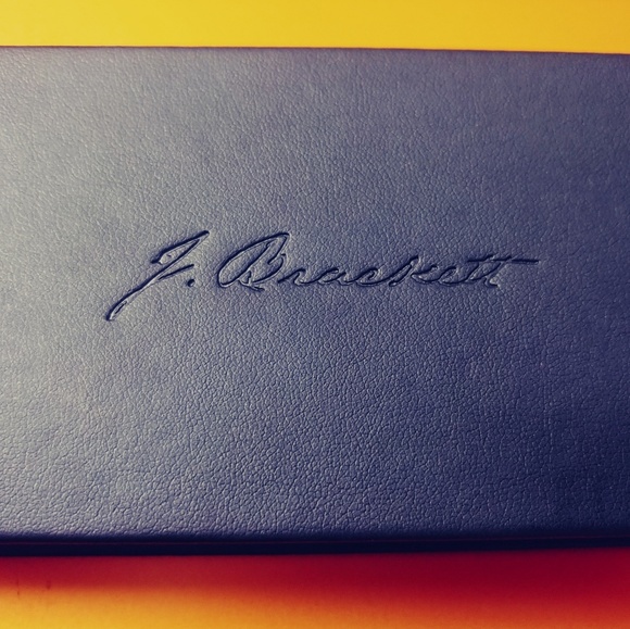 J Brackett Verona - Picture 3 of 3